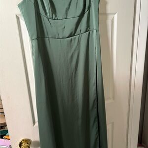 Elegant Sage Green Women’s Dress